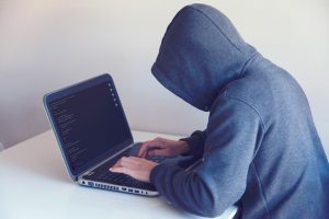 5 práticas essenciais para proteger sua empresa